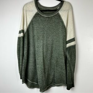 Torrid size 2 lightweight sweater long sleeve top